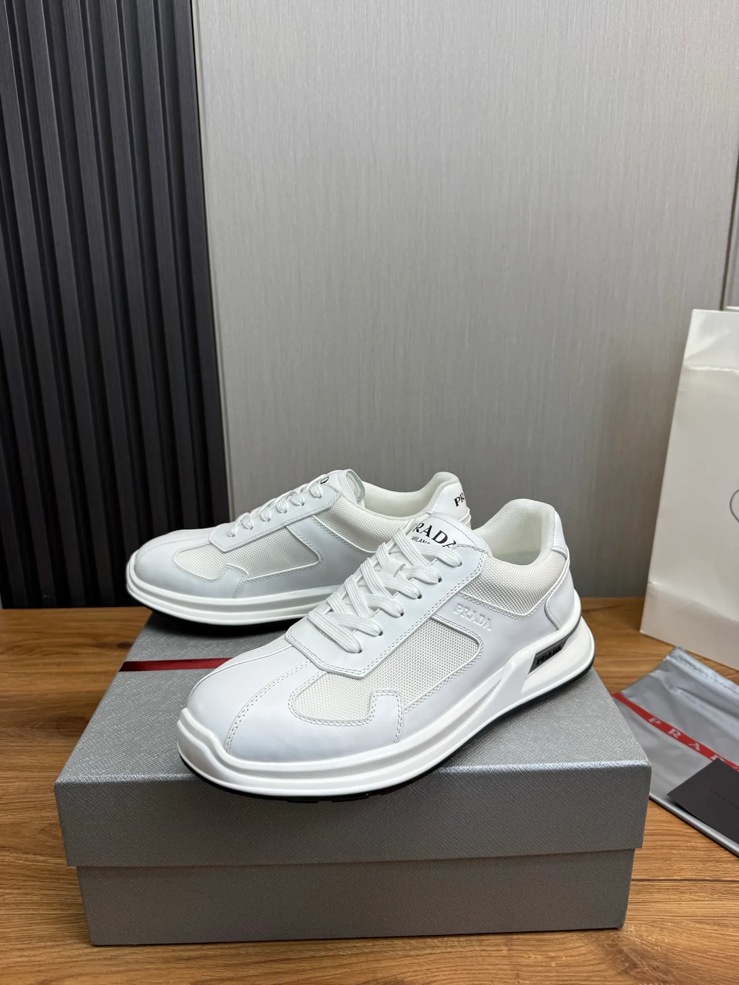 Men's shoes 💰600💰 [PRADA] Popular men's shoes shipped 👏Official website synchronized ⬆️Original cowhide fabric + cowhide lining, 1⃣️:1⃣️reproduction, original sole, 38-45 (45. Customized, non-refundable)